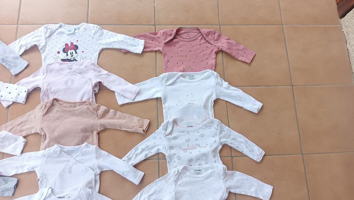 Lot 19 bodys 3 mois fille manche longue - photo numéro 5