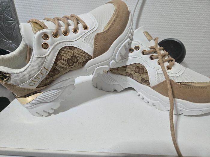 Basket neuve camel blanche doré - photo numéro 2