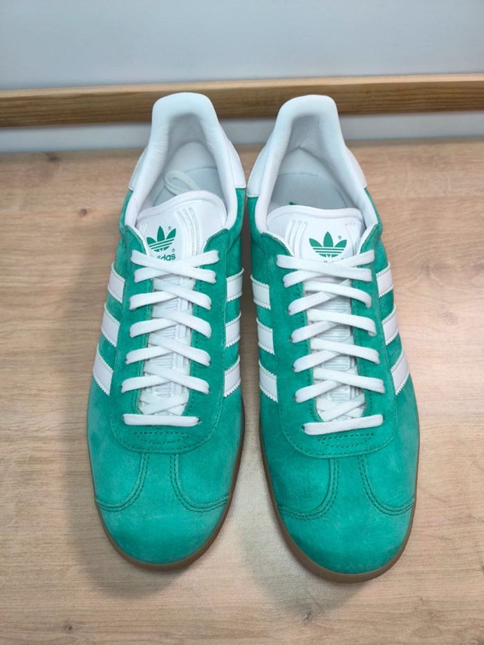 Baskets adidas gazelle court green gum verte et marron pointure 43 très bon état - photo numéro 5