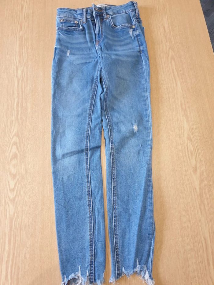 Jean femme Zara T34 long 84cm bleu
