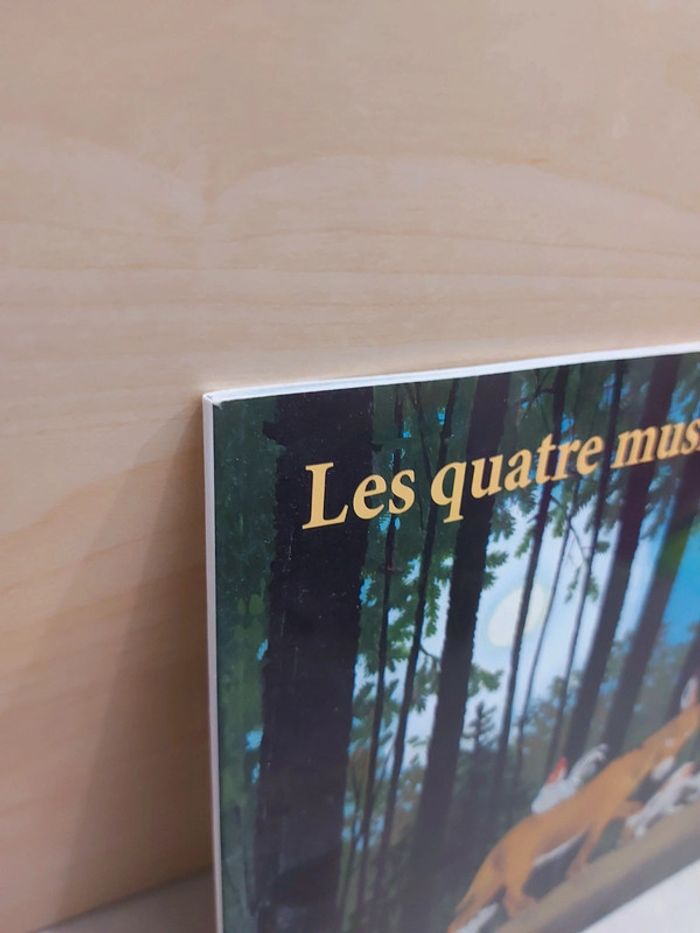 🌺 Livre (école des loisirs) : Les quatre musiciens de Brême - photo numéro 5
