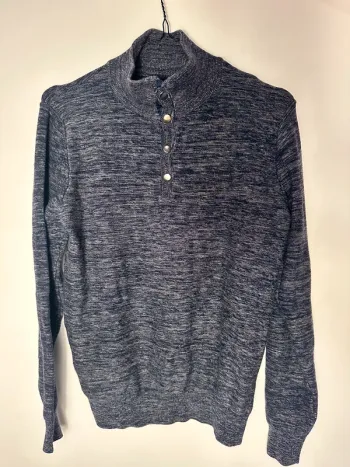Pull col roulé bleu marine