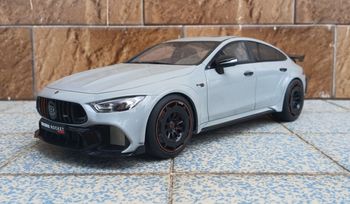 Voiture miniature 1/18