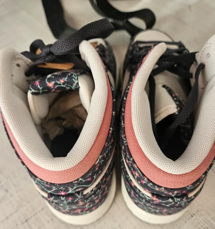 Basket nike air Jordan fille - photo numéro 5