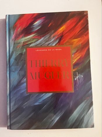 Livre les légendes de la mode sous blister