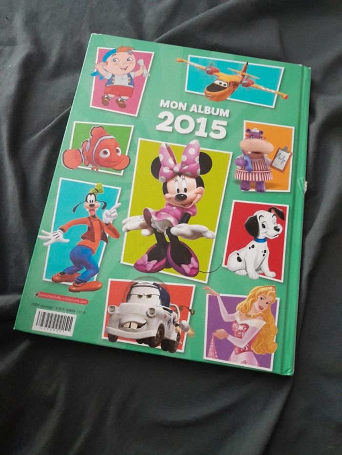 Livre disney Mon album 2015 - photo numéro 2