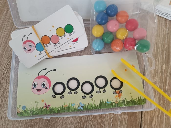 Motricité fine Montessori