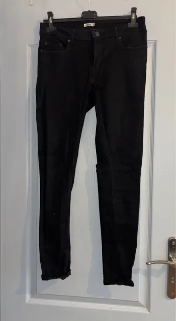 Pantalon noir gemo taille 40 NEUF