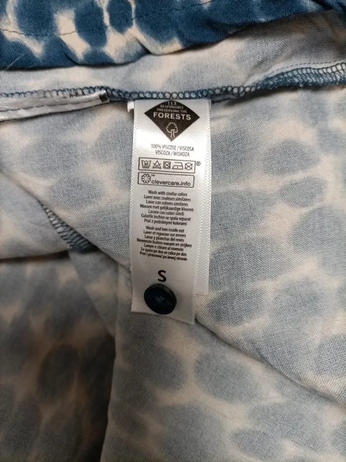 Robe Tie and Dy - S tex - bleu et blanche - robe boutonnée chemise - ceintrée à la taille A291 - photo numéro 10