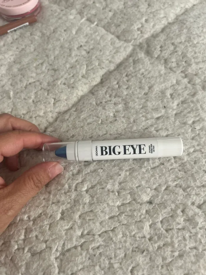 Crayon pour les yeux