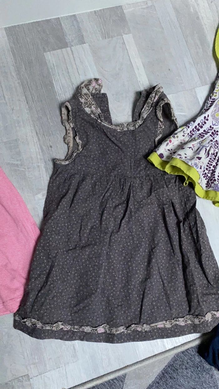 Lot 2 ans robes et tunique - photo numéro 3