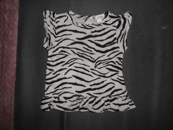 Tee-shirt, taille: 1 mois (Kitchoun) à 0,50 EURO