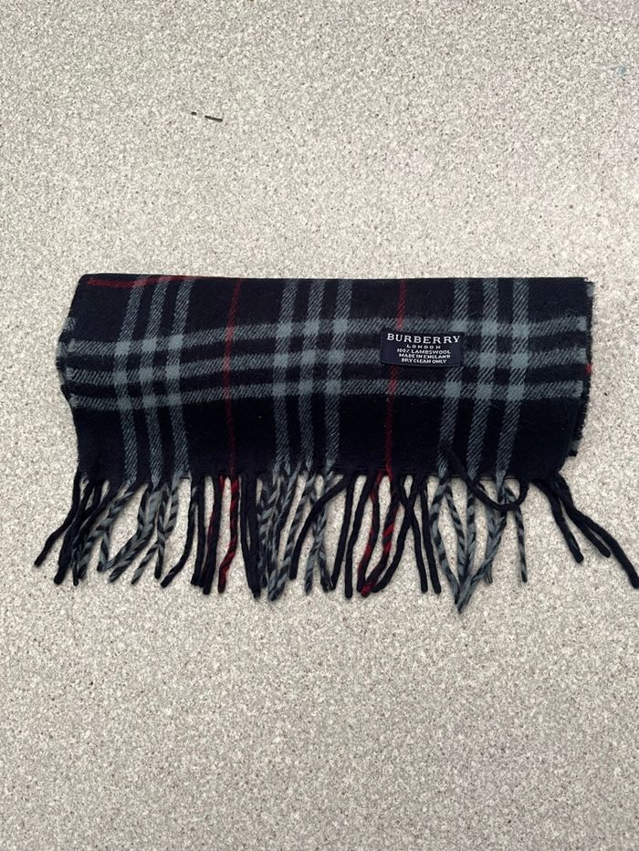 Écharpe Burberry - photo numéro 3