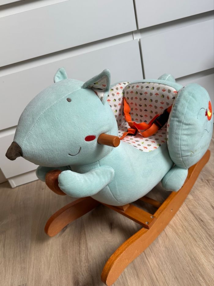 Écureuil à bascule Labebe