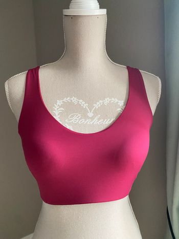 Brassière de sport ou Haut de maillot de bain