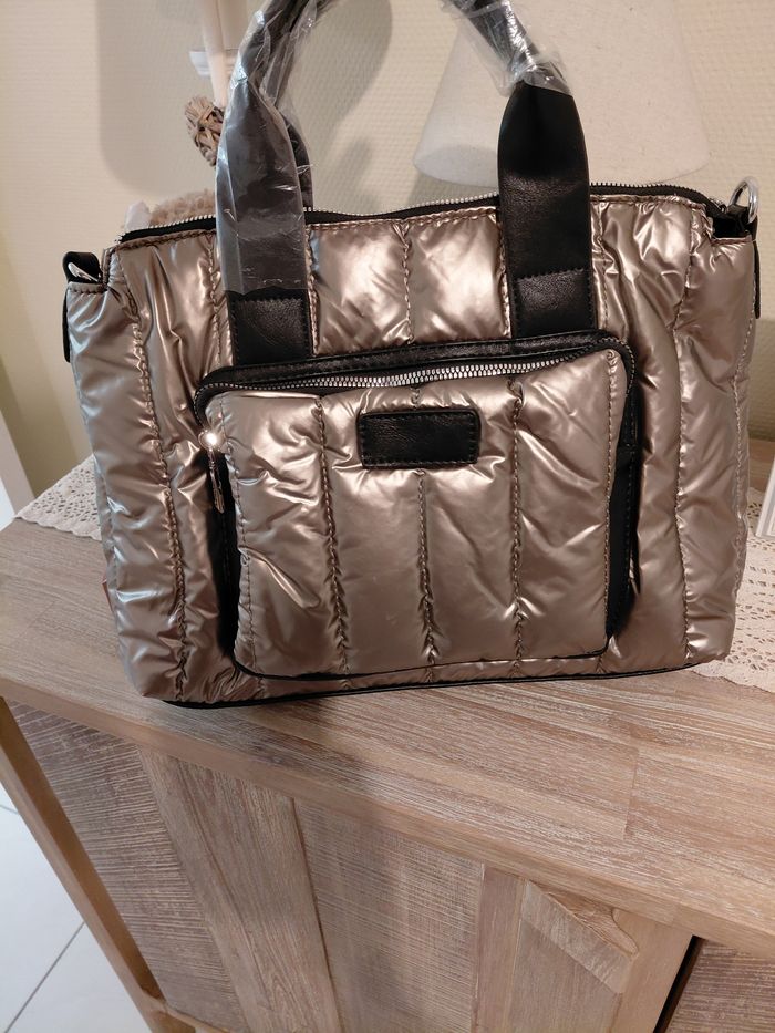 Sac doudoune taupe métallisé mandoline