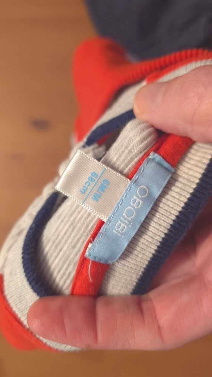 🥰😍💙 superbe ensemble sweat zippé, pantalon velours et bodie polo mc 6mois garçon 💙😍🥰 - photo numéro 6