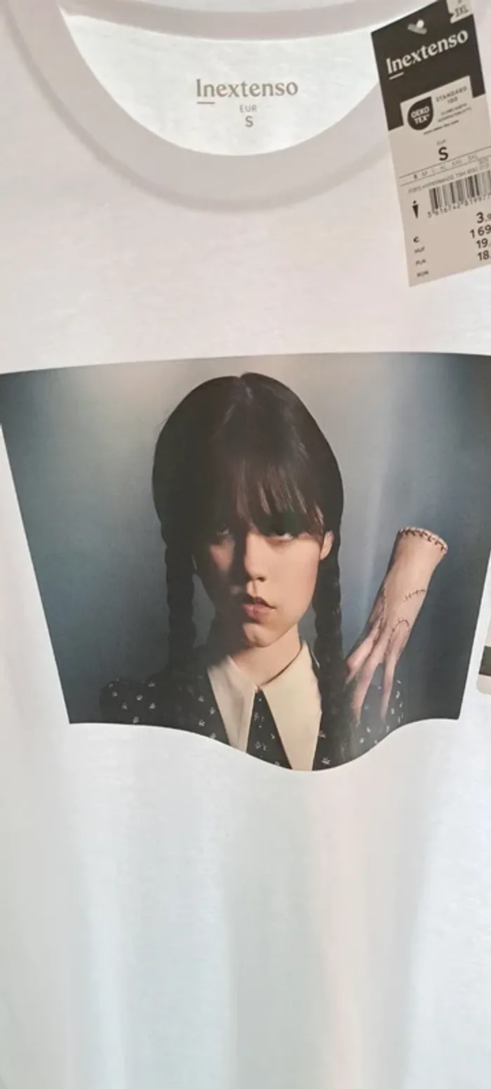 Tee-shirt S Customisée Wednesday Mercredi Adam - photo numéro 8