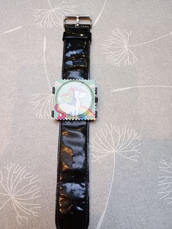 Montre licorne STAMPS
