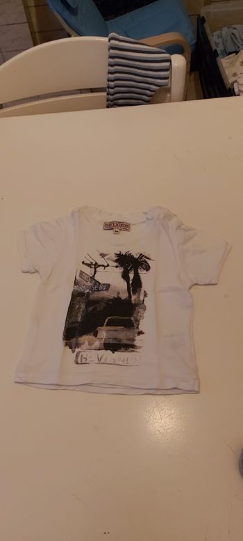 T-shirt