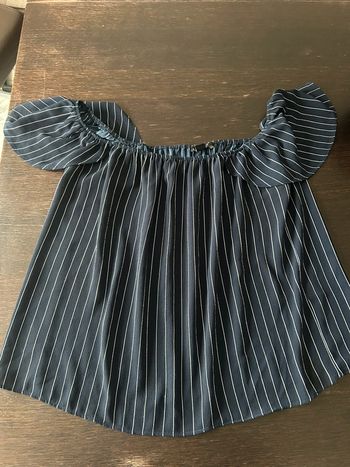 TEE shirt à épaules