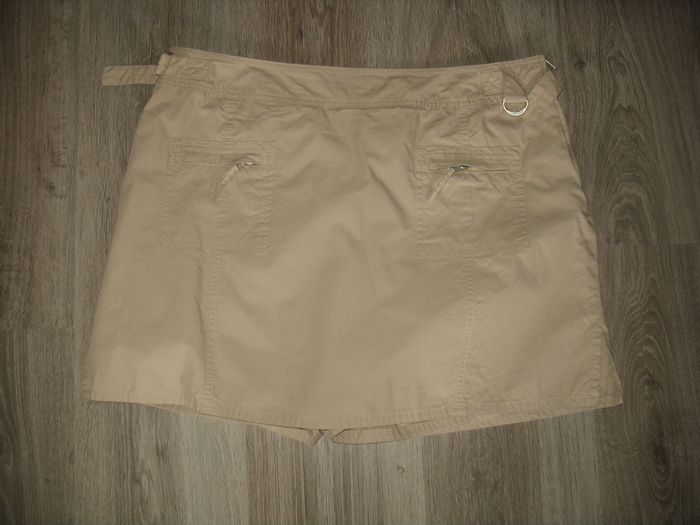 JUPE SHORT BEIGE "CAMAÏEU" - TAILLE 46 - n°01
