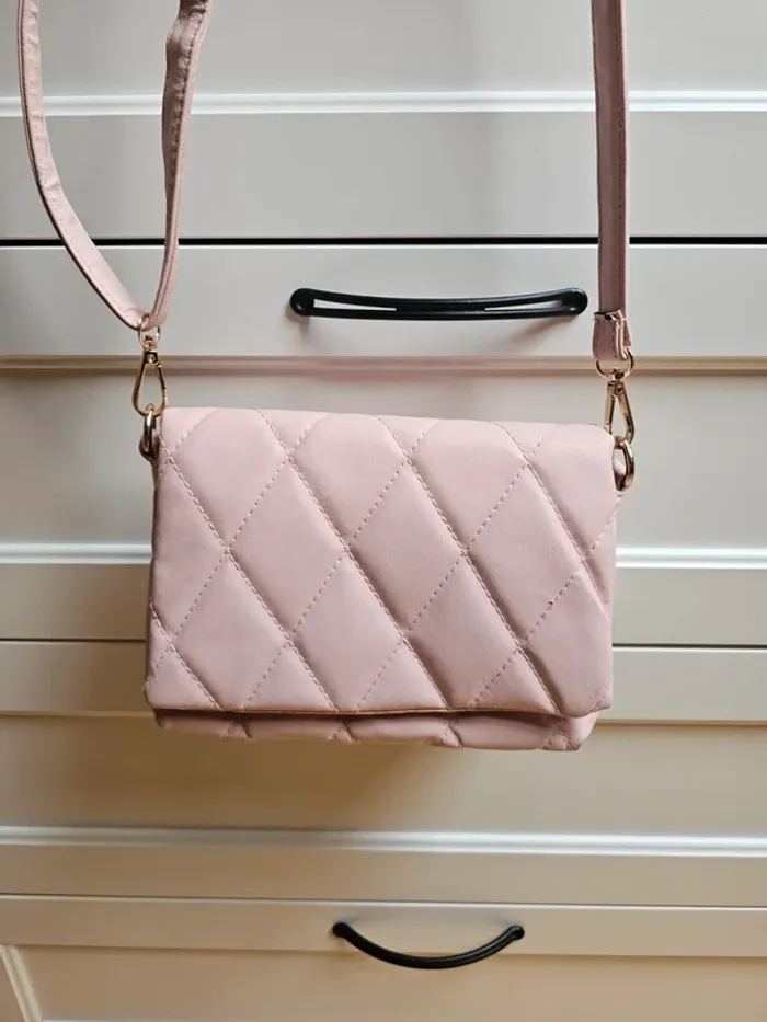 Sac Bandouillere rose - photo numéro 2