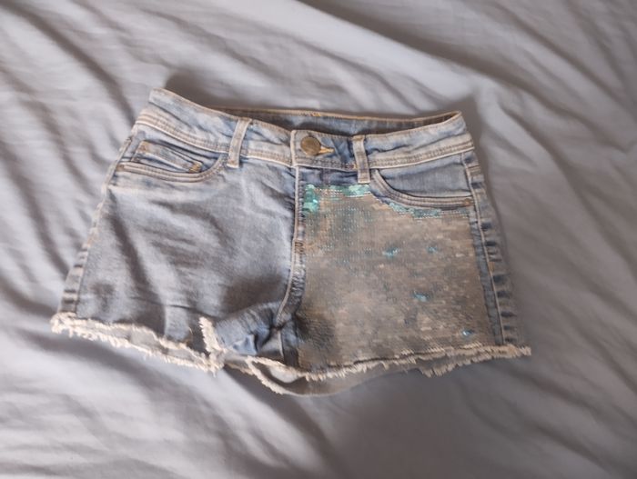 Short à sequins taille 10 ans - photo numéro 3