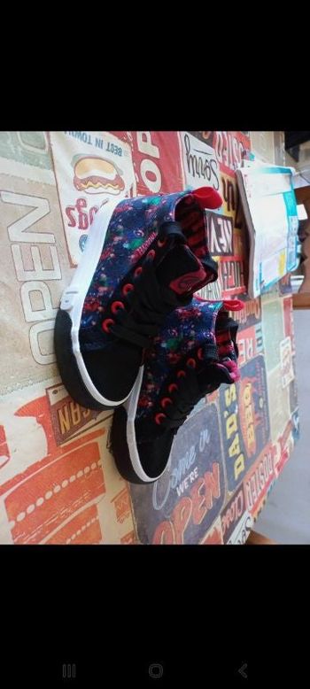 Basket montante taille 28 marvel