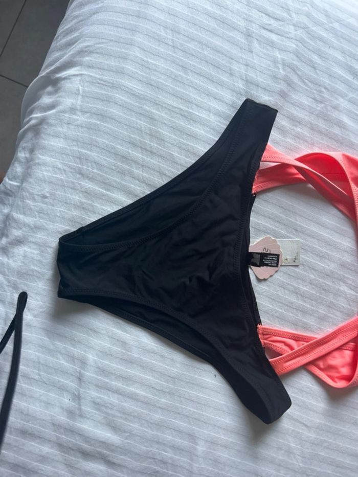 Maillot de bain noir et corail M - photo numéro 2