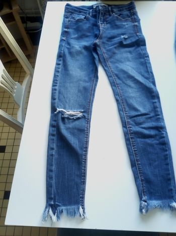 Jean Stradivarius neuf t34