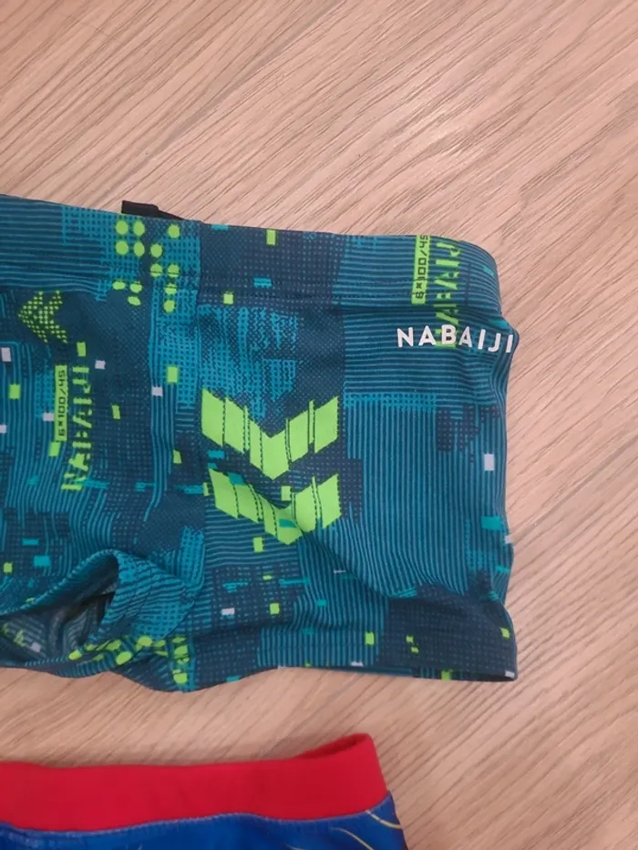 Lot maillot de bain 5 ans - photo numéro 4