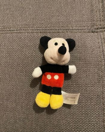 Peluche Mickey