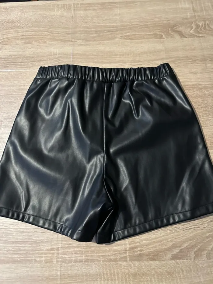 Short - photo numéro 4