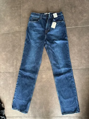 Jean Levis femme