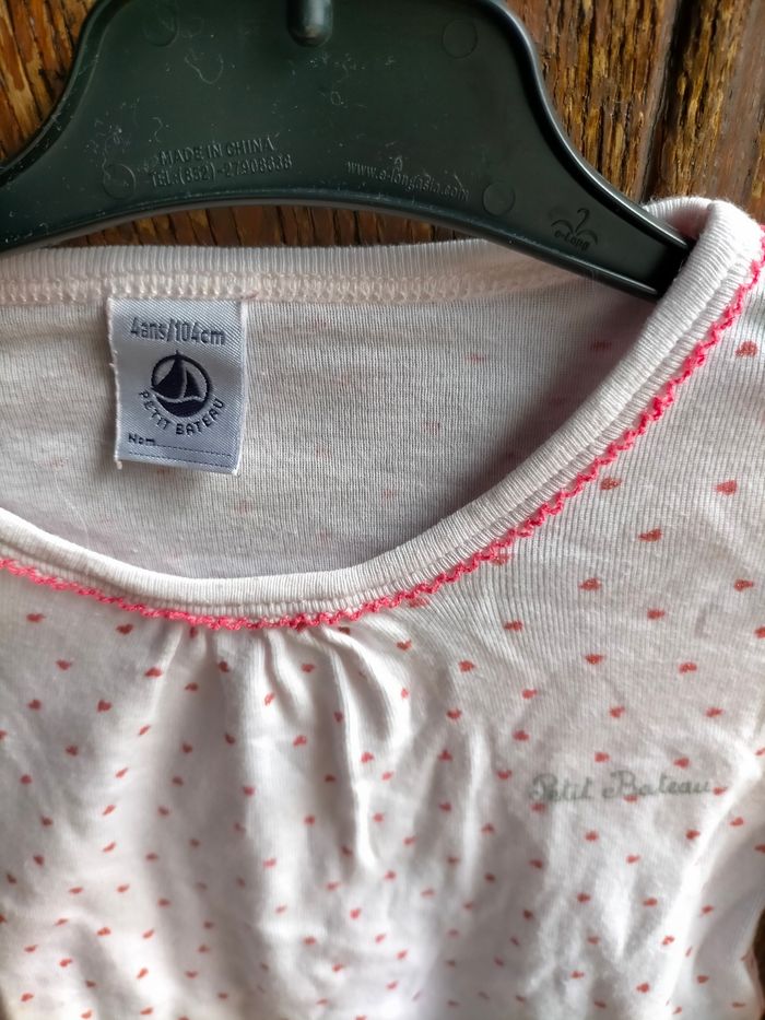 Joli tee shirt Petit bateau 4 ans - photo numéro 2