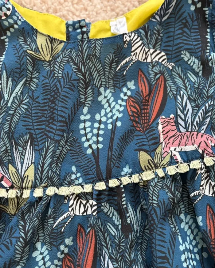 Lot fille 7–8 ans (Kiabi, Influx) : 2 pantalons, sweat, tunique - photo numéro 4