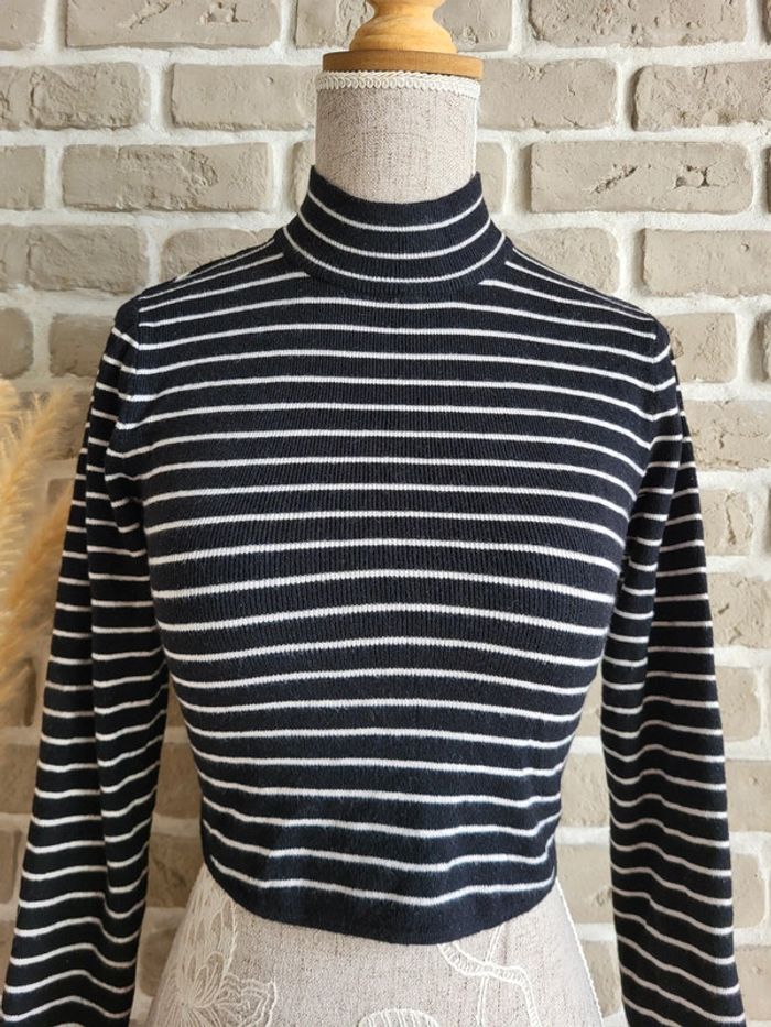 Pull crop marinière Bershka - photo numéro 2