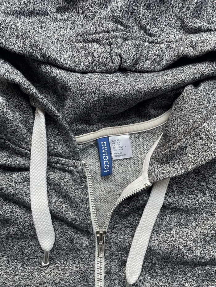 Sweat à capuche zippé Divided – Taille XS - photo numéro 2