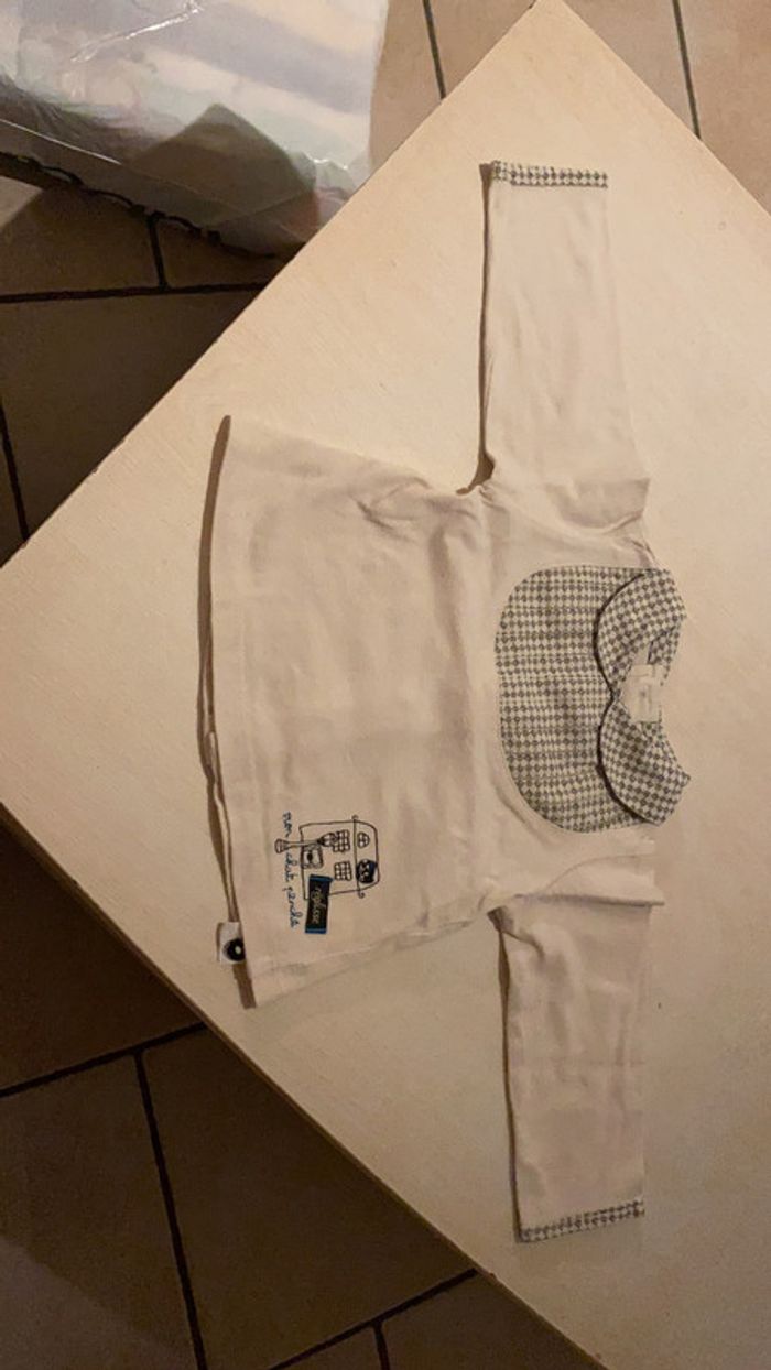 T-shirt longues manches 6 mois