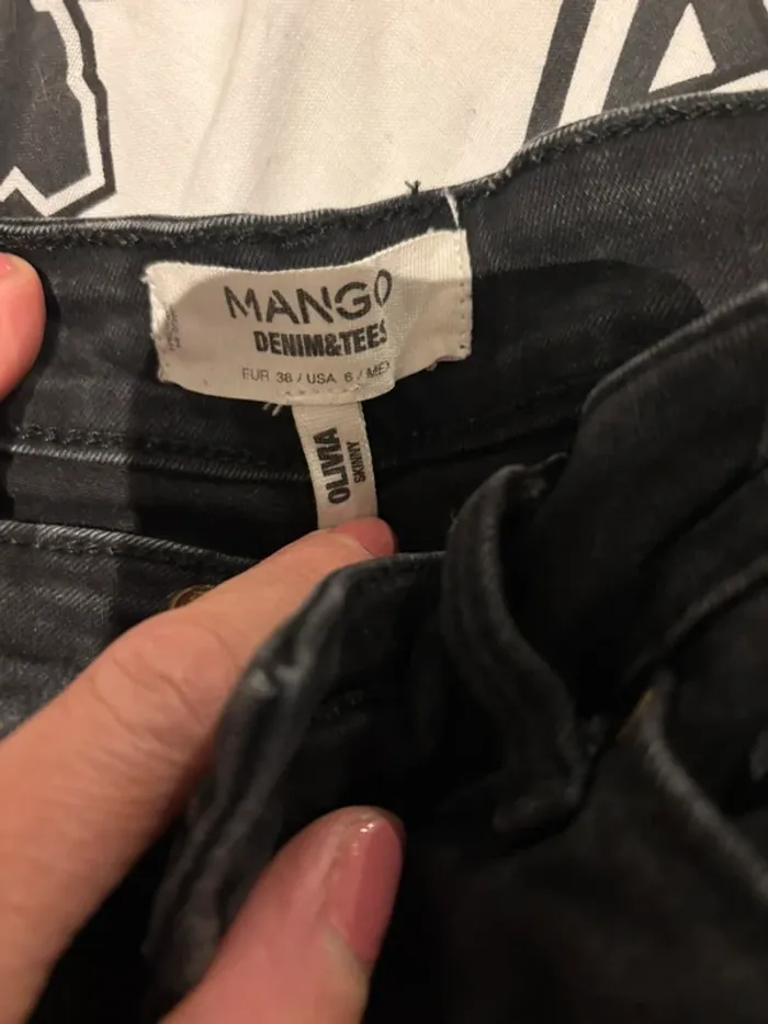 Jean noir Mango T36 en très bon état - photo numéro 6
