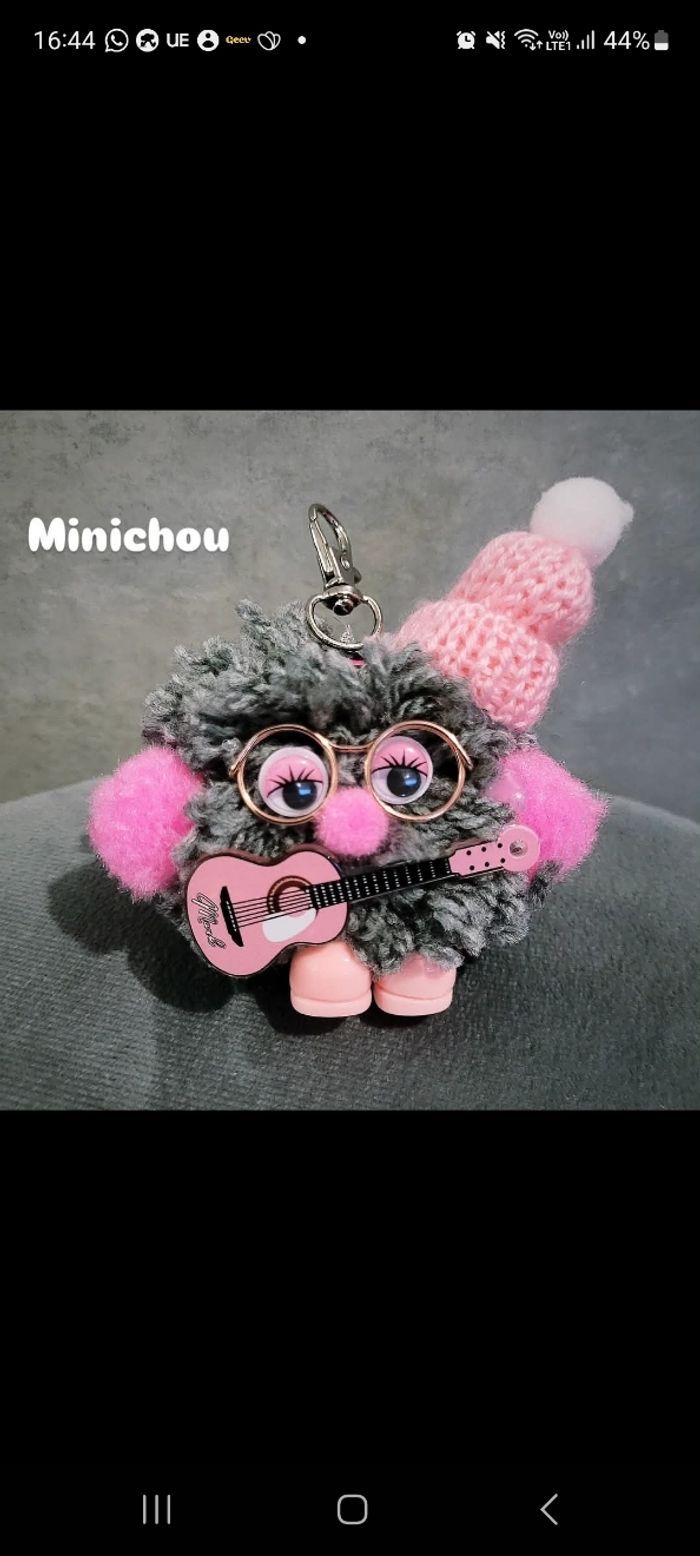 Porte clés Gris et Rose