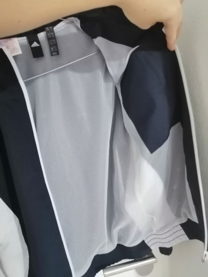 Veste Adidas garçon  9 / 10 ans - photo numéro 4