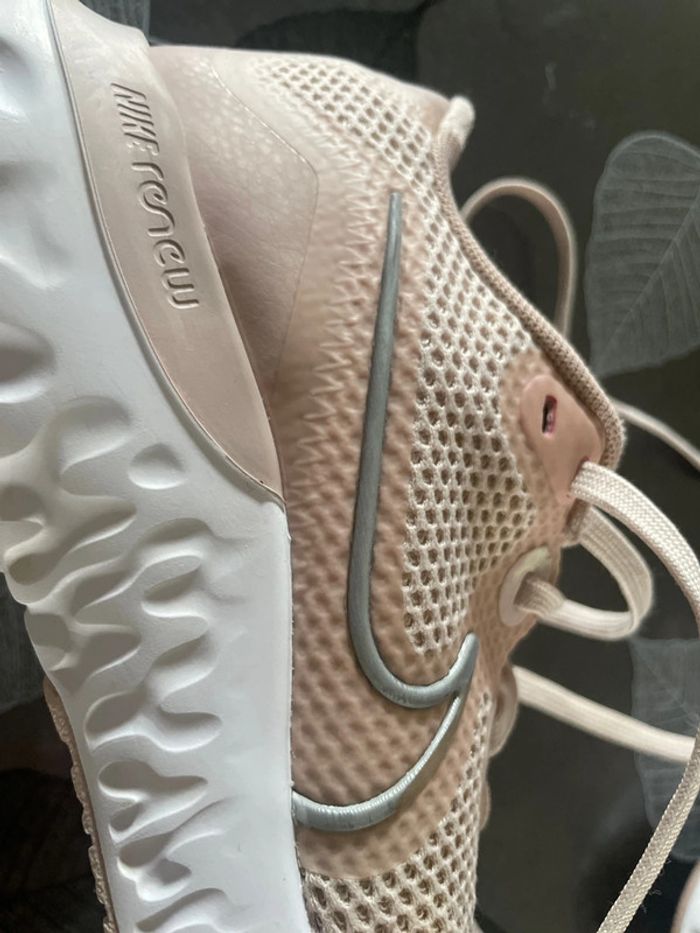 Baskets roses Nike Renew 37,5 - photo numéro 7
