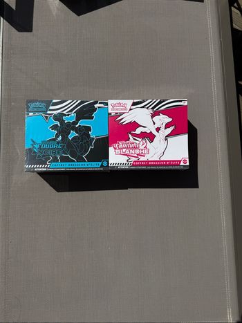 Lot de 2 Etb Pokémon ev10.5 foudre noire et flamme blanche