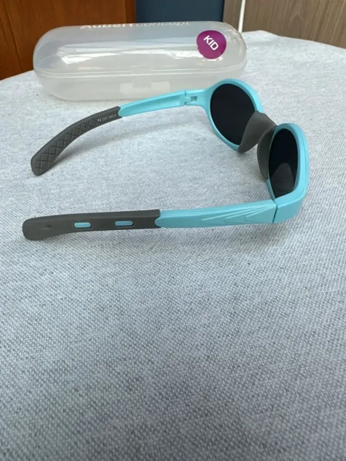 Lunette de soleil bébé Aubert bleu ciel - photo numéro 9