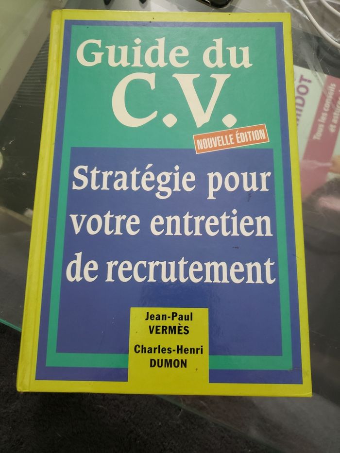 Pourquoi  se  forcer  à  être  dans  une  relation  quelle qu'elle  soit  si .........  🙏
Si mon énergie ne te réveille pas, je ne suis pas pour toi.
Si mon esprit ne t'inspire pas, ne force pas la connexion.
Si mon esprit ne te fait pas réfléch