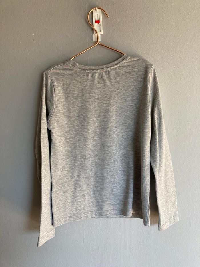 T-shirt manches longues fille 8 ans (126‑131 cm) Kiabi – Motif Manga, très bon état - photo numéro 3