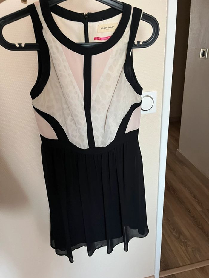 Robe Naf Naf taille S noir et beige 🖤🤍 - photo numéro 5