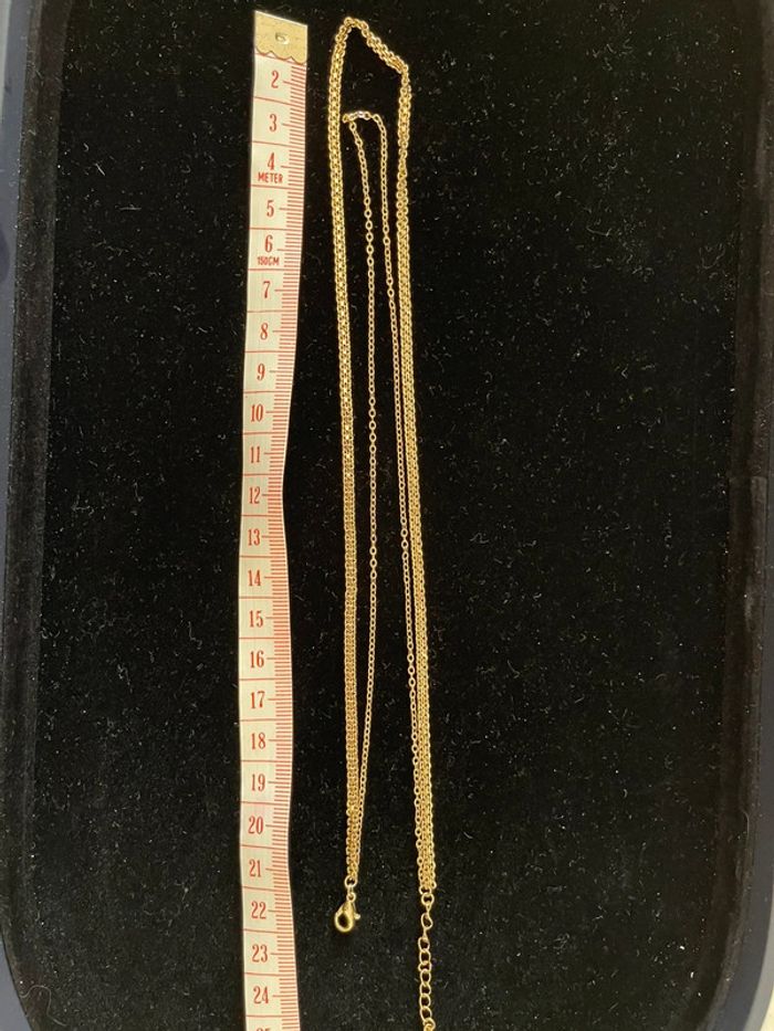 collier doré - photo numéro 4